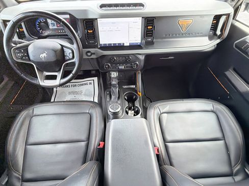 Used 2021 Ford Bronco Badlands image 14