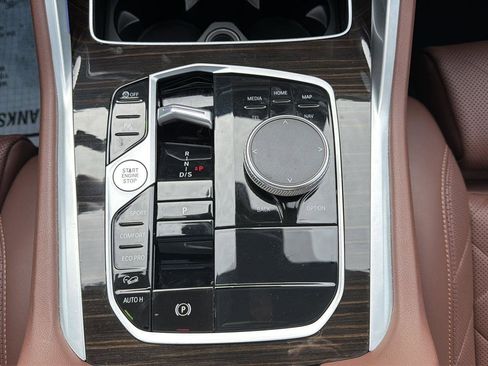 Used 2024 BMW X6 xDrive40i w/ Premium Package image 19