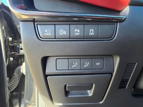 Used 2025 MAZDA MAZDA3 Hatchback w/Premium Plus Pkg image 18