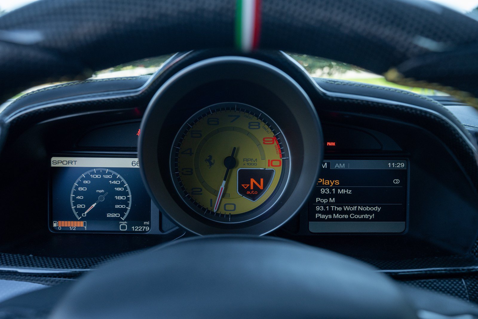 Used 2012 Ferrari 458 Italia Coupe RWD image 35