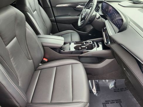 Used 2024 Buick Envision Preferred AWD/4WD image 11