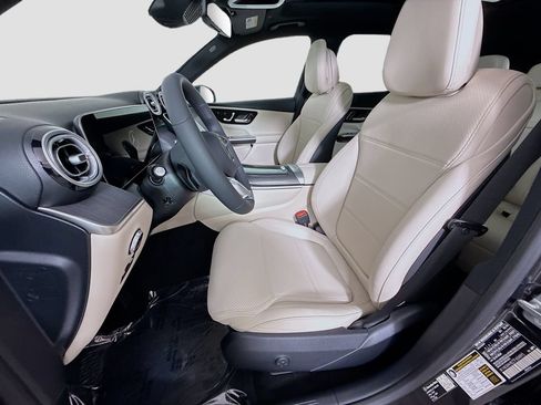New 2026 Mercedes-Benz GLC 300 4MATIC image 22