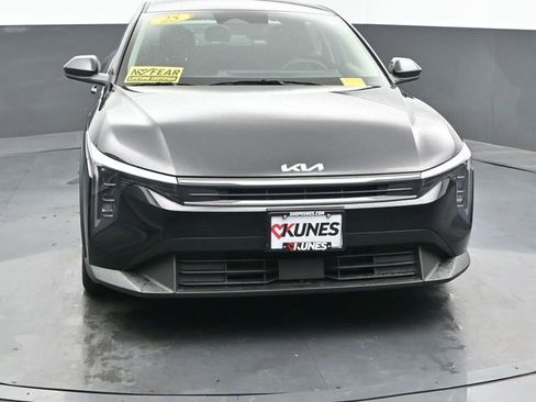 Used 2025 Kia K4 FWD image 4