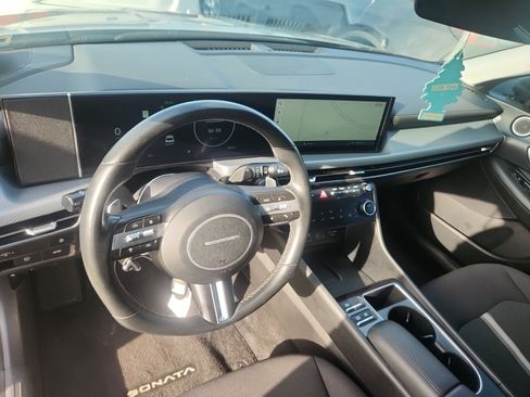 Used 2024 Hyundai Sonata SEL w/ Convenience Package FWD image 8