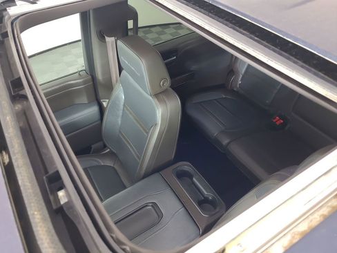 Used 2020 GMC Sierra 3500 Denali w/ Denali Ultimate Package image 9