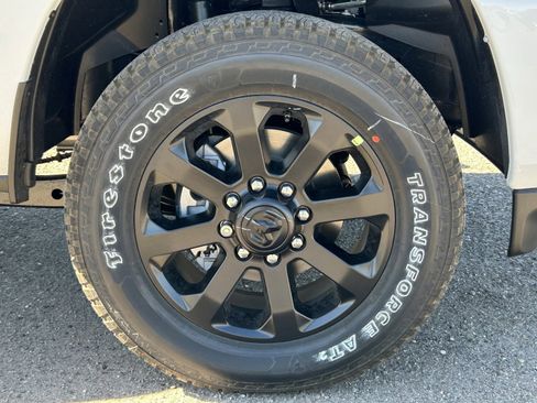 New 2026 RAM 3500 Big Horn AWD/4WD image 6