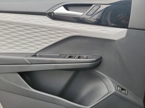 Used 2023 Volkswagen Taos S image 20