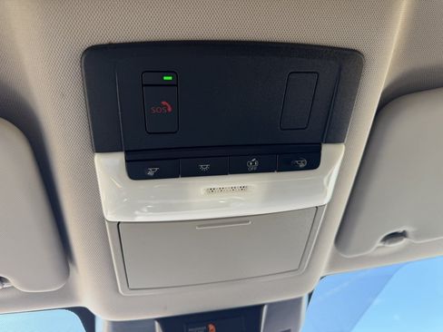 Used 2021 Nissan Rogue SV FWD image 29