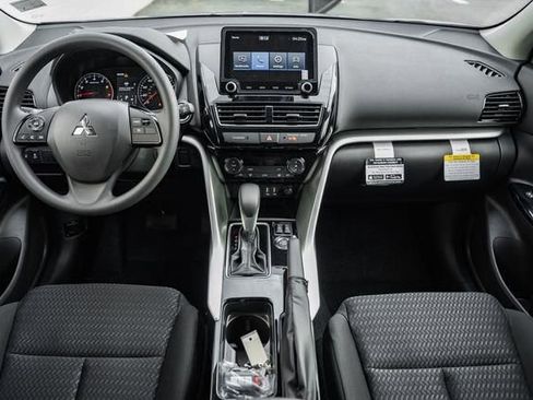 New 2026 Mitsubishi Eclipse Cross LE image 18