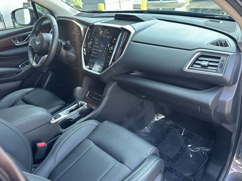 Used 2025 Subaru Ascent Touring w/ Popular Package #1 AWD/4WD image 11