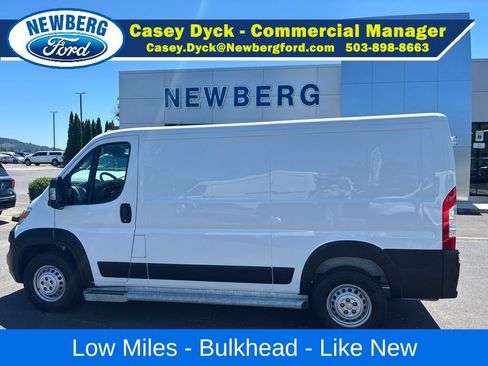Used 2025 RAM ProMaster 2500 w/ U-Haul Equipment Group FWD image 4