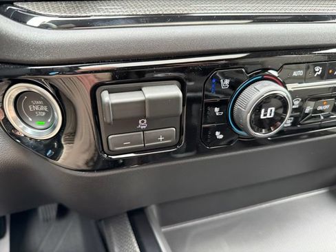 New 2026 Chevrolet Silverado 1500 ZR2 AWD/4WD image 27