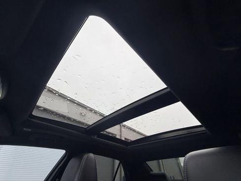 Used 2021 Chrysler 300 S image 7