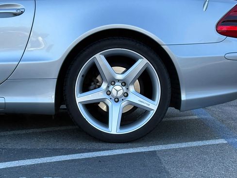 Used 2005 Mercedes-Benz SL 500 image 22