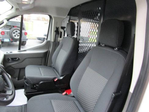 Used 2024 Ford Transit 250 Low Roof w/ Exterior Upgrade Package image 25