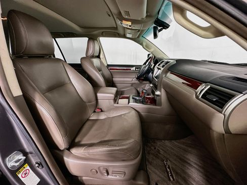 Used 2013 Lexus GX 460 w/ Comfort Plus Pkg AWD/4WD image 33