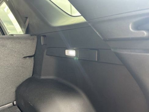 Used 2025 Chevrolet Equinox LT w/ Safety and Technology Package FWD image 12