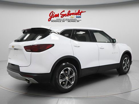 Used 2025 Chevrolet Blazer LT image 6