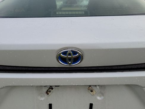 Used 2024 Toyota Corolla LE FWD image 21