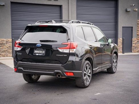 Used 2022 Subaru Forester Limited image 8