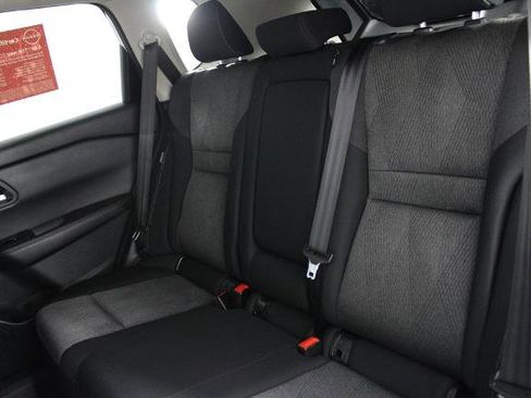 Certified 2024 Nissan Rogue SV FWD image 21