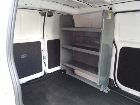 Used 2021 Nissan NV200 S image 10