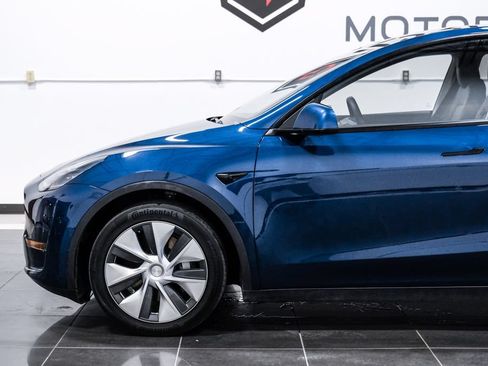 Used 2021 Tesla Model Y Long Range AWD/4WD image 13
