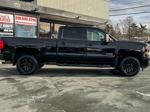 Used 2016 Chevrolet Silverado 2500 LT w/ Midnight Edition image 3