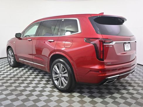 Used 2024 Cadillac XT6 Premium Luxury w/ Technology Package AWD/4WD image 3