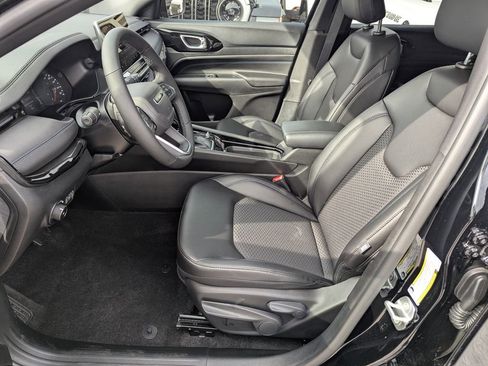 New 2026 Jeep Compass Latitude AWD/4WD image 12