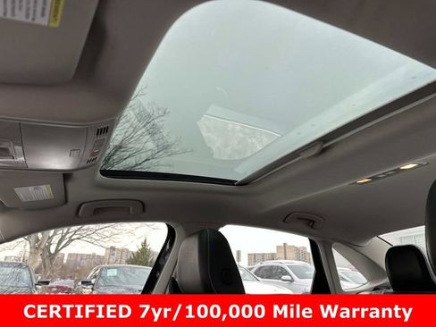 Used 2024 Volkswagen Jetta SE image 17