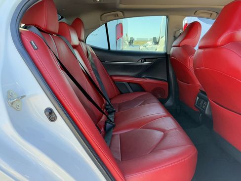 Used 2021 Toyota Camry XSE image 28