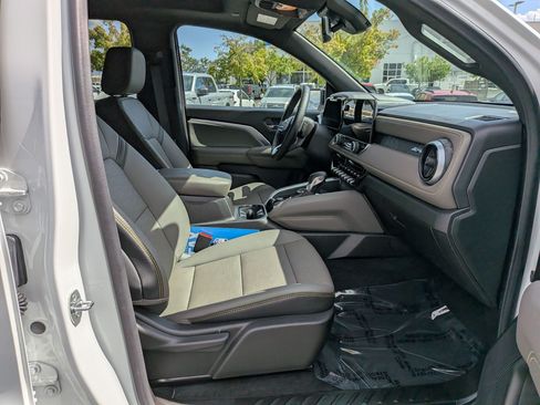 Certified 2026 Chevrolet Colorado ZR2 w/ Technology Package AWD/4WD image 29