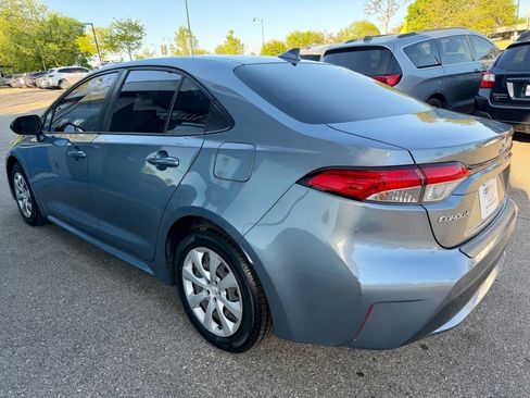 Used 2021 Toyota Corolla LE FWD image 8