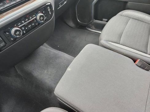 Used 2025 Chevrolet Silverado 3500 LT w/ Safety Package image 18