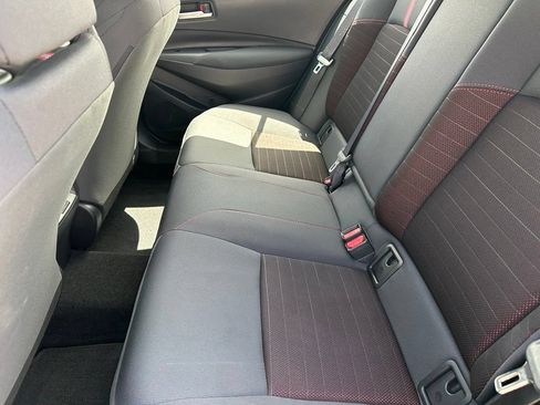Used 2026 Toyota Corolla SE w/ SE Premium Package FWD image 18