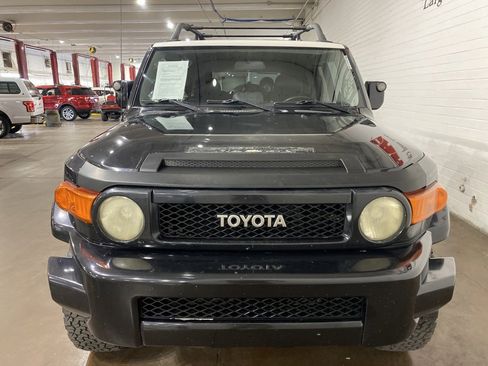 Used 2007 Toyota FJ Cruiser 4WD image 8