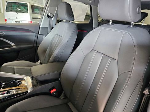 New 2025 Audi Q5 Premium image 21