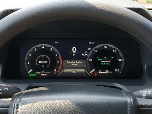 Used 2024 Toyota Tacoma TRD Off-Road AWD/4WD image 24