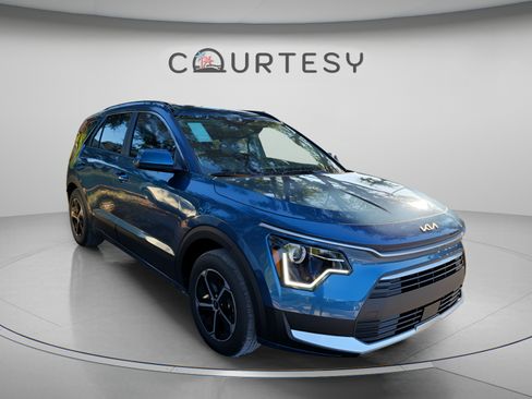 New 2026 Kia Niro EX FWD image 4