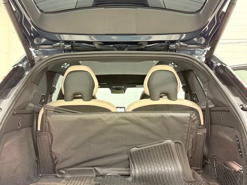 Used 2025 Volvo EX90 Ultra AWD/4WD image 45
