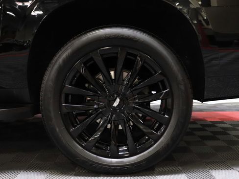 Used 2021 Cadillac Escalade ESV Luxury image 81