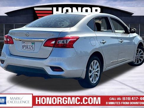 Used 2019 Nissan Sentra SV FWD image 6