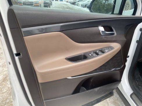 Used 2022 Hyundai Santa Fe SEL Premium image 5