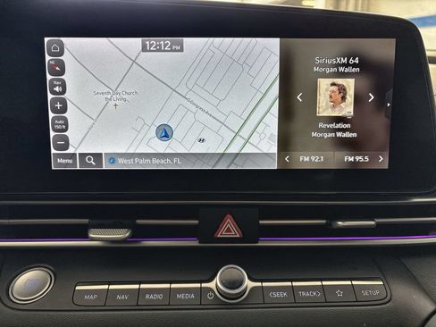 Certified 2025 Hyundai Elantra SEL FWD image 20