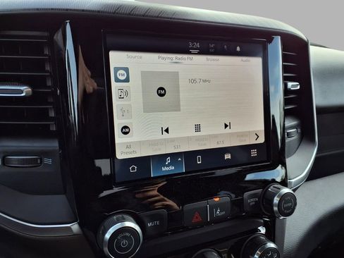 New 2026 RAM 1500 4x4 Crew Cab image 5
