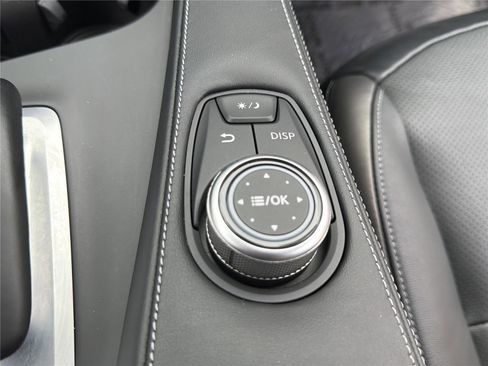 Used 2024 INFINITI QX50 Luxe AWD/4WD image 12