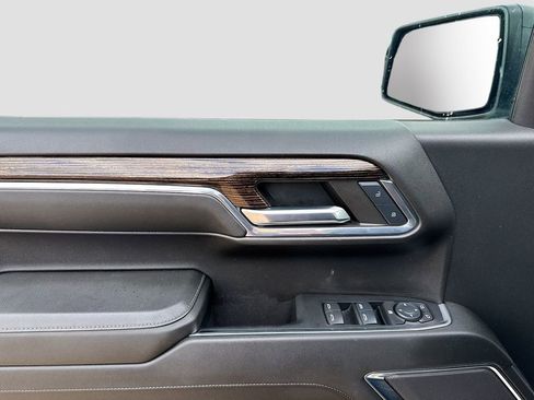 Used 2024 GMC Sierra 1500 Elevation image 9