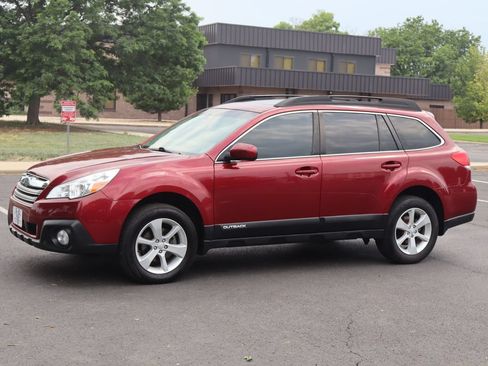Used 2014 Subaru Outback 2.5i Premium AWD/4WD image 10