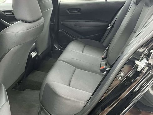 Used 2025 Toyota Corolla LE image 17
